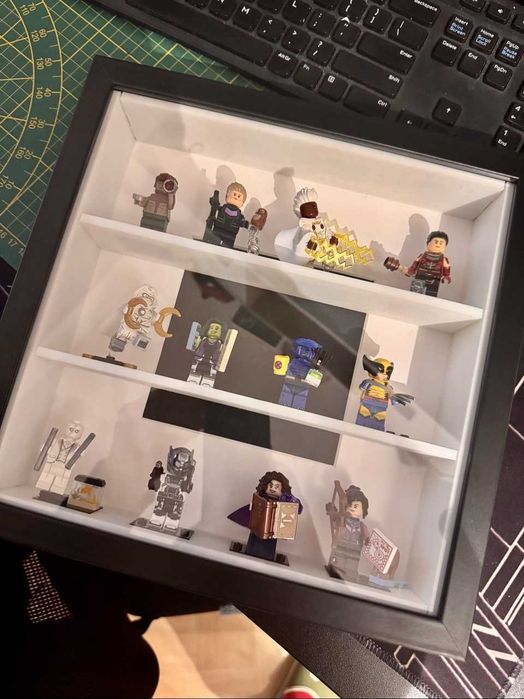 Wkład do ramki IKEA SANNAHED – organizer na minifigurki LEGO