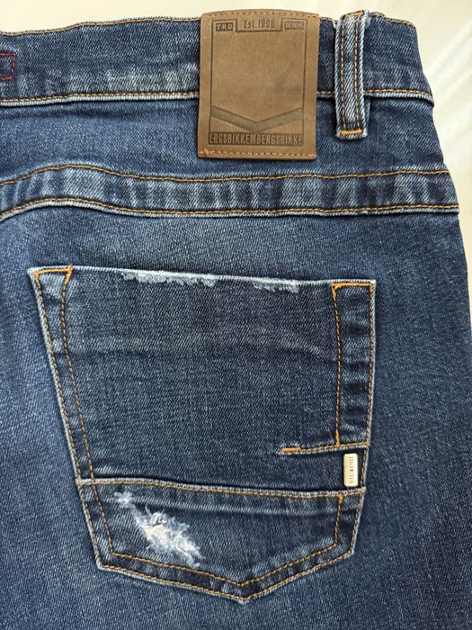 Продам чоловічі джинси Bikkembergs