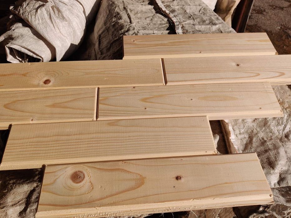 Дерев'яна вагонка коротка