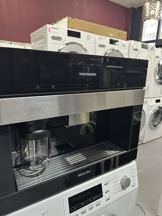 Кавомашина Miele CVA 7845