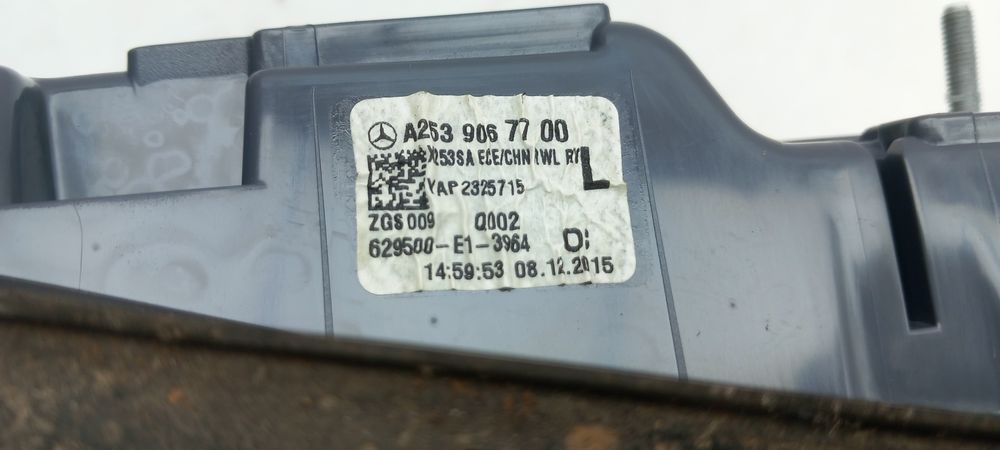 Farolim da mala esquerdo MERCEDES-BENZ GLC (X253)