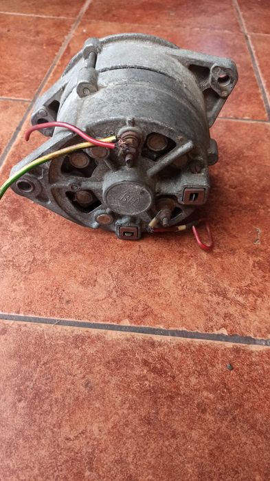 Alternator 24 V Ciągnik Ursus Zetor Ładowarka Fadroma Kombajn ZTS