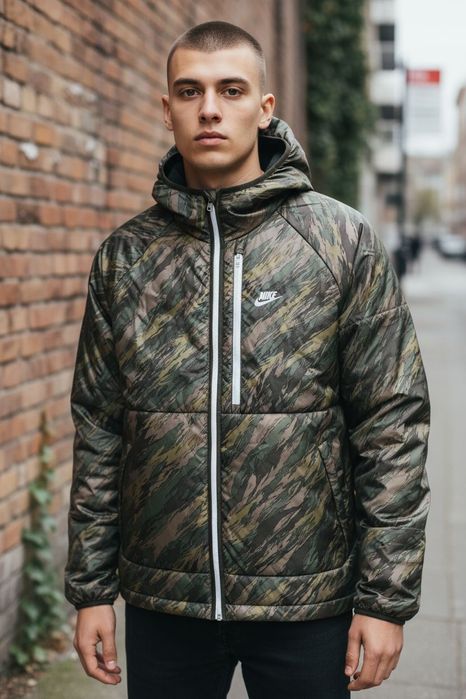 Super model kurtki zimowej Nike Therma Fit Legacy HD rozm XL/XXL