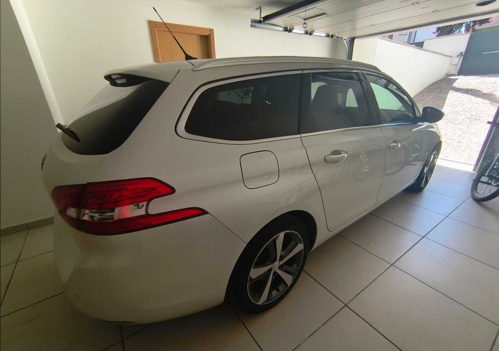 Peugeot 308 1.6 Blue-HDi Allure