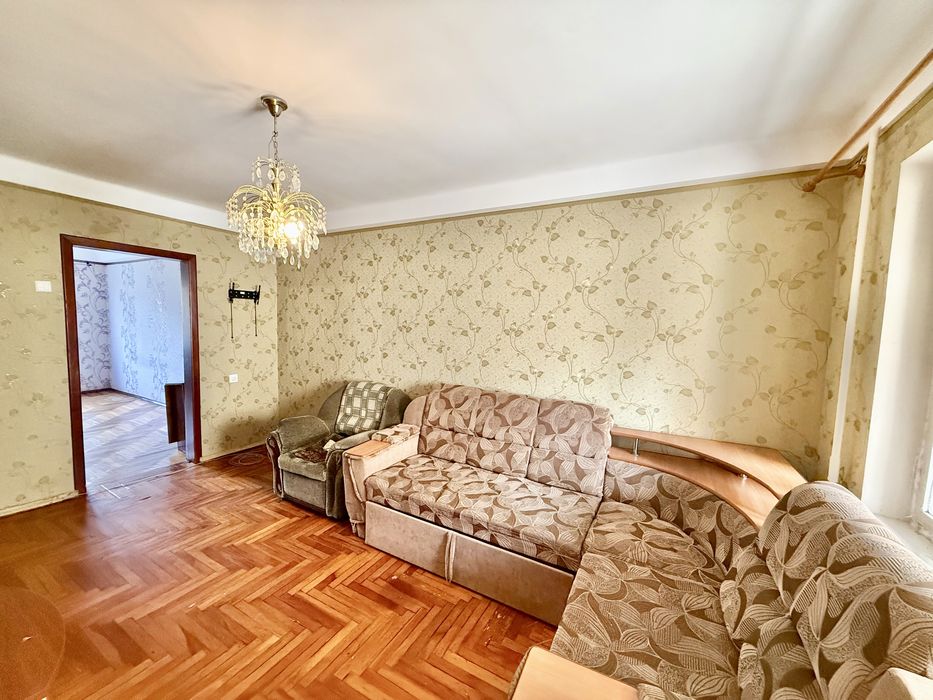 Продаж 4 кімнатної кв вул. Парамонова