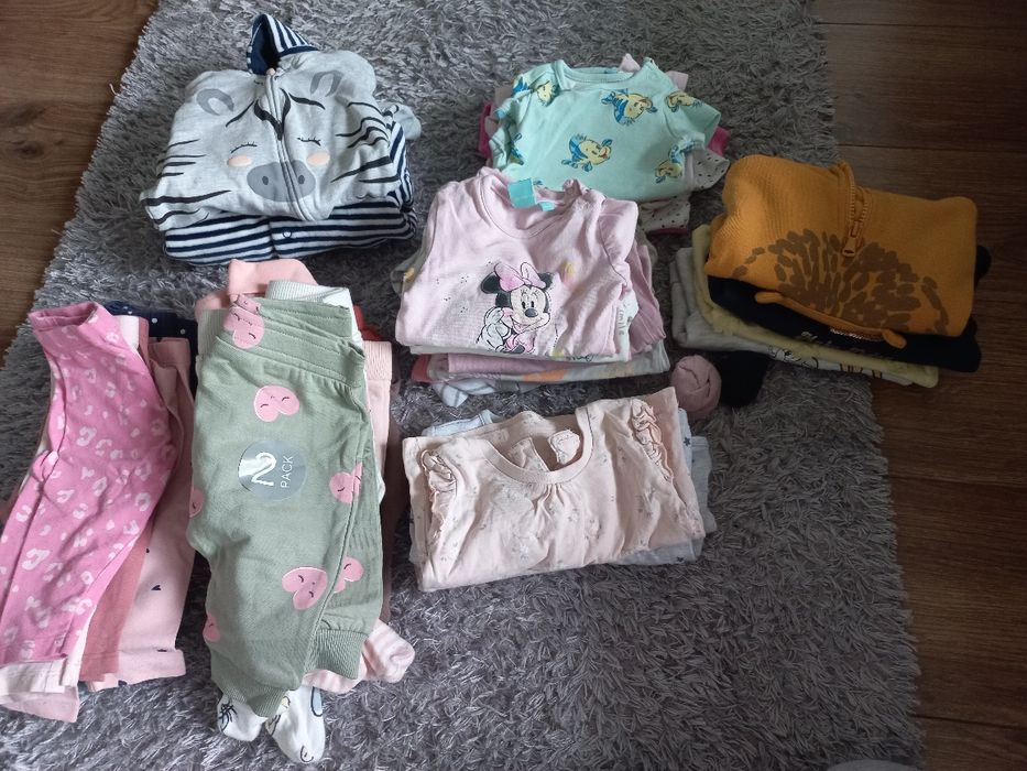 Paka ubrań niemowlęcych