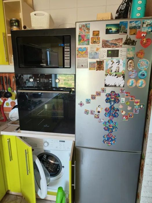 Продам затишну 4-и к/к по вулиці Державності - 87м².