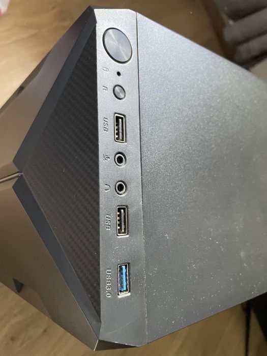 Komputer Krux + Monitor MSI 27 cali