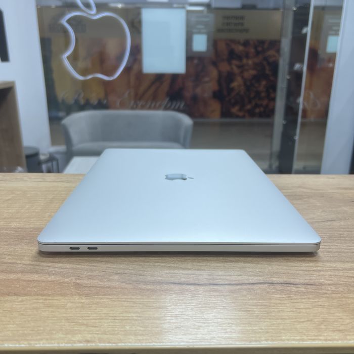 macbook pro 16 2019 i9 64gb - купити ноутбуки - Ціна на OLX.ua