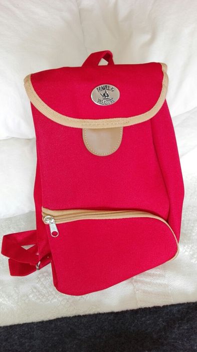 Mochila rigorosamente nova