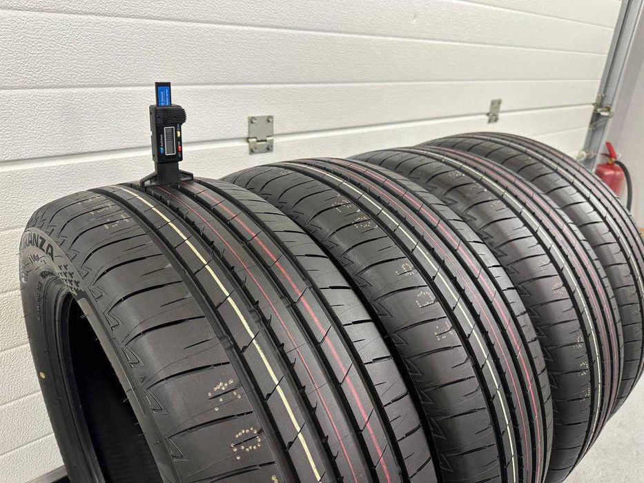 Резина Шини Колеса 215/55 R18 BRIDGESTONE літо комплект 2024 року