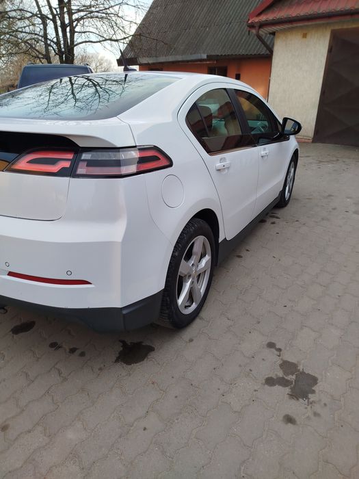 Chevrolet Volt гібрид 1.4
