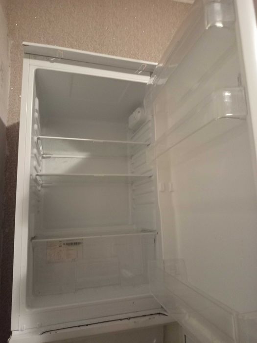 Малі холодильник