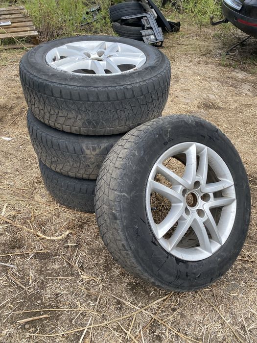 Колеса Volkswagen Touareg 1 2,5. 5/120.  DiA 65,1