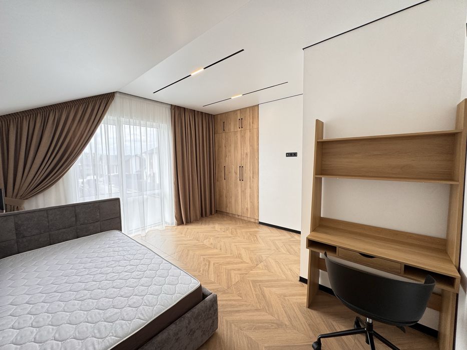 Аренда дома с басейном в Гатном, в котеджном городке! 15 мин Теремки