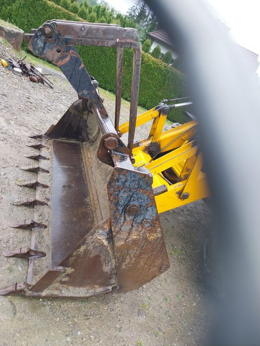 Koparko-ładowarka JCB 3CX*