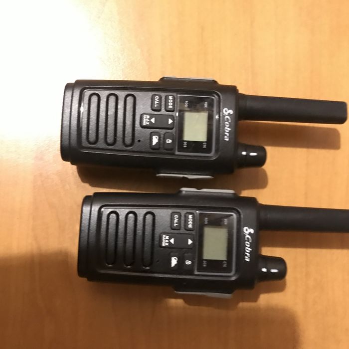 Продам две переносные рации Кобра
