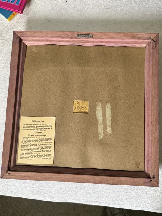 Duas Pinturas de areia navajaro.