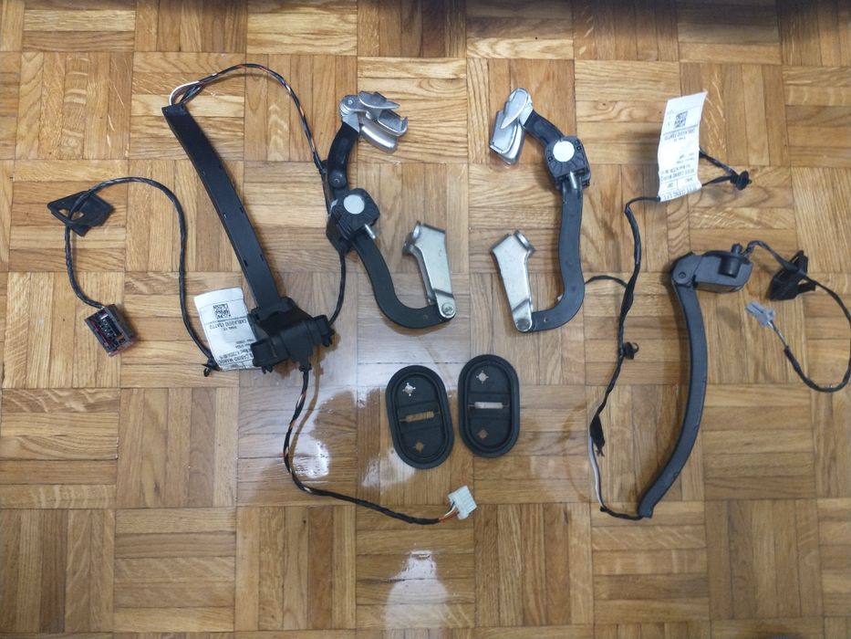 Ograniczniki drzwi i wiązki elektryczne