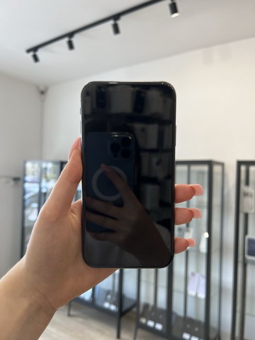Telefon iPhone 11 64GB Czarny Apple Gwarancja iTrade