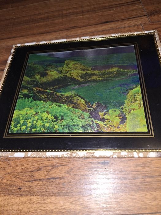 Trzy obrazy  stan dobry