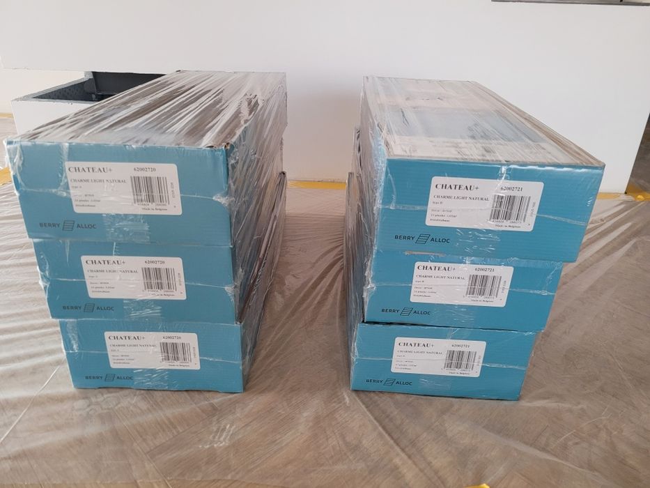 Panele podłogowe Berry Alloc Chateau+ Charme Light Natural jodełka 8mm