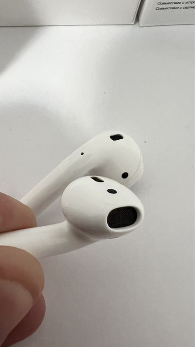 Продам наушники Apple AirPods 2019 (2 поколения) MRXJ2RU/A
