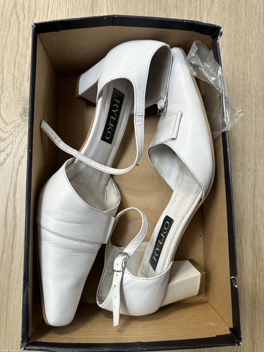 Buty do ślubu 40