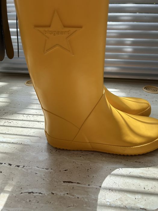 Фірмові дитячі кросівки