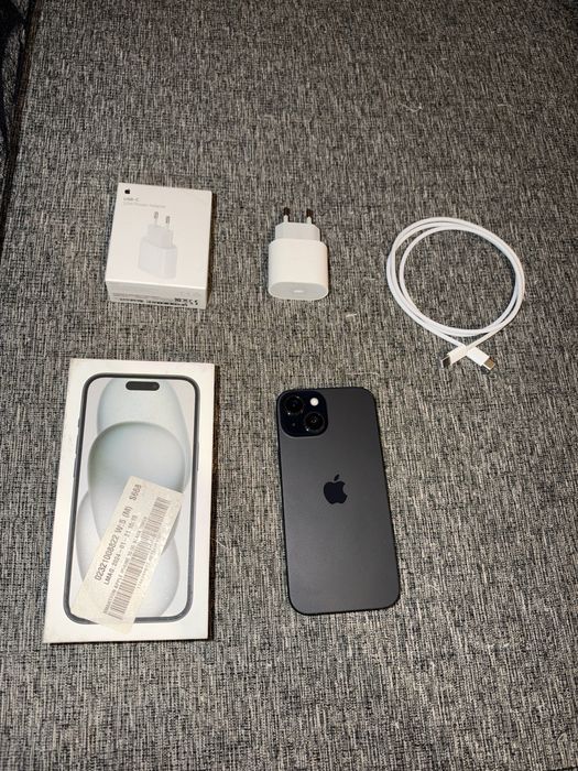 Iphone 15 128gb czarny 100% kondycji + kostka i kabel