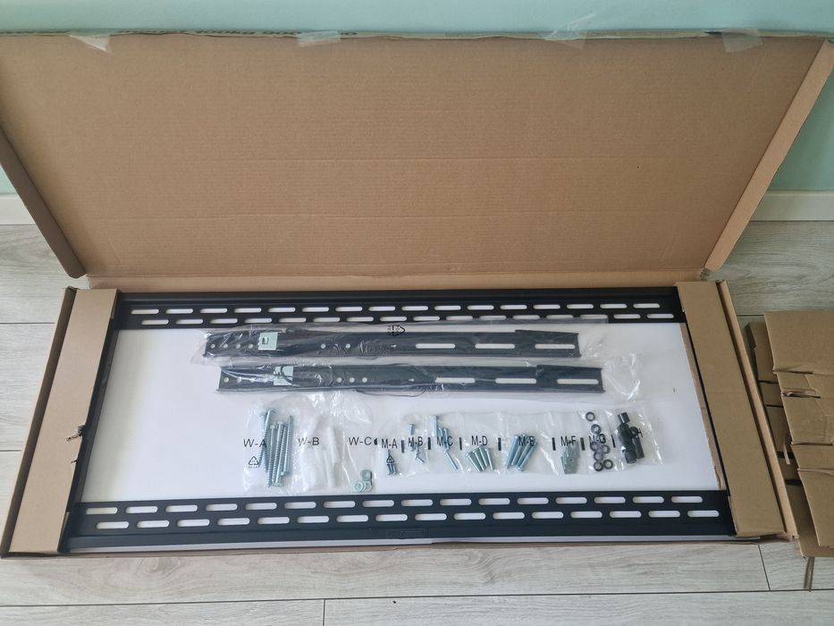 Uchwyt płaski do telewizora 100", max 100kg, multibrackets