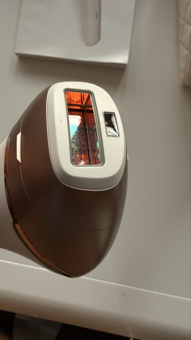 Depilator laserowy Philips Lumea