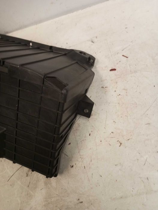 Caixa / Suporte e Base de Bateria Jaguar XF (CX23-10764-AA)