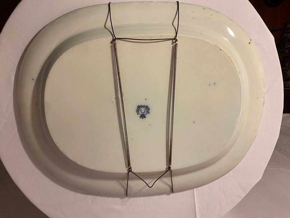 Travessas grande e pequena