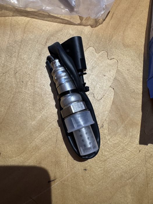 Датчик кислорода Лямбда-зонд skoda octavia fabia vw golf