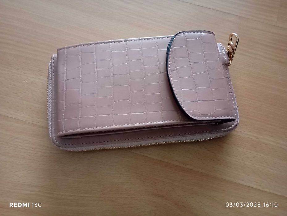 Wallet/Pouch for Mobile Phone and Cards