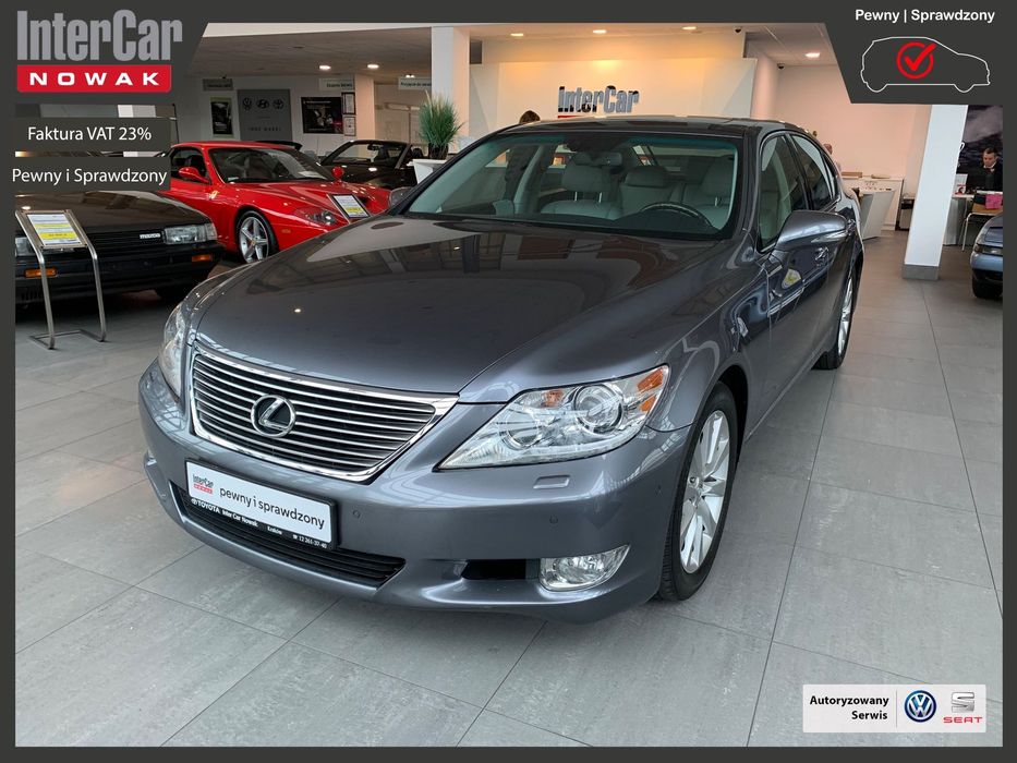 Lexus LS
