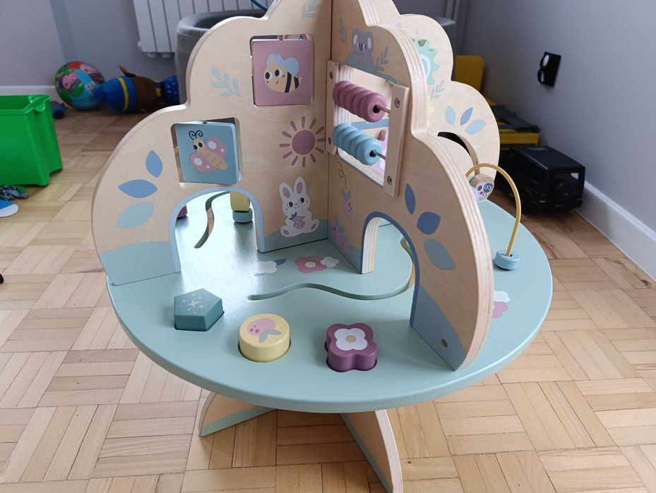 Drewniany stolik edukacyjny drzewko Mamabrum