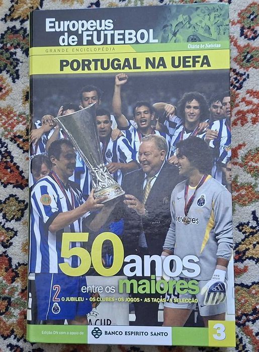 3 Livros Europeus de Futebol Grande Enciclopédia, Ed. Diário Noticias