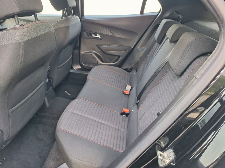 Peugeot 2008 Hdi  110cv 2021