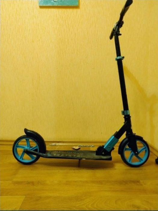 Самокат EXPLORE.