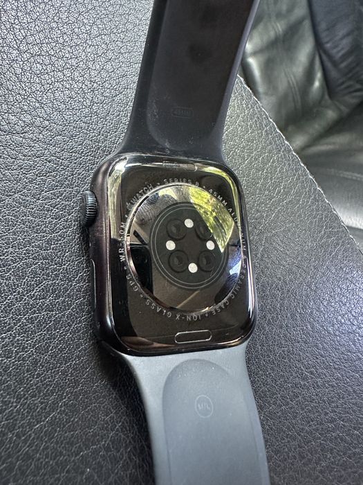 Apple watch 45 mm series 8 ALUMINUM/CERAMIC CASE GPS