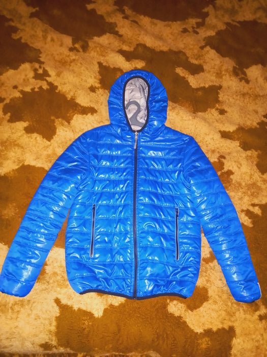 Куртка  на хлопця.