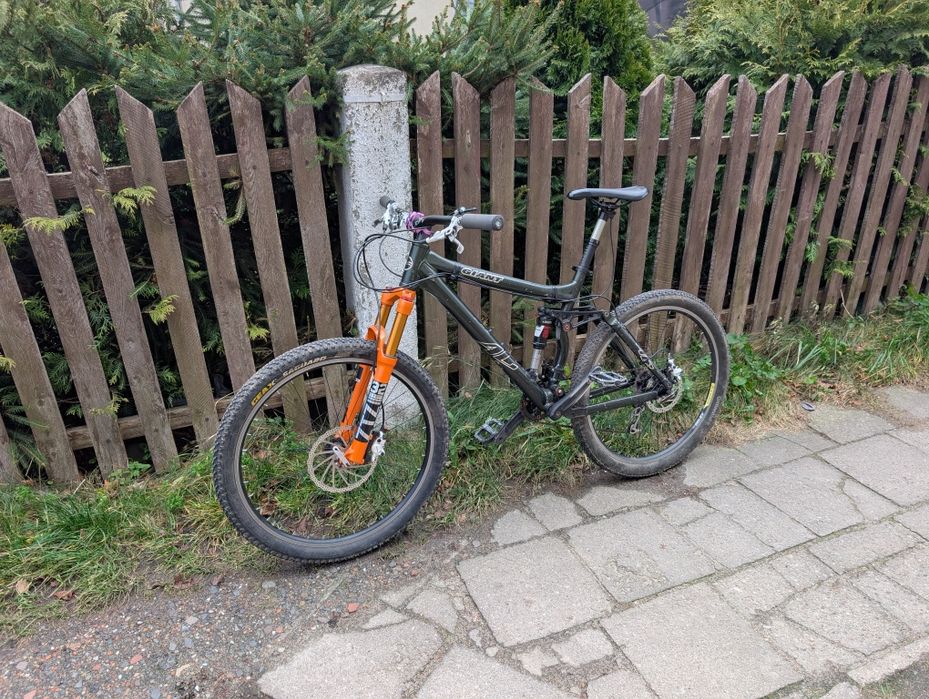 Rower Giant AC enduro