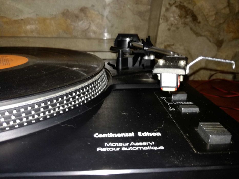 Aparelhagem Continental Edison