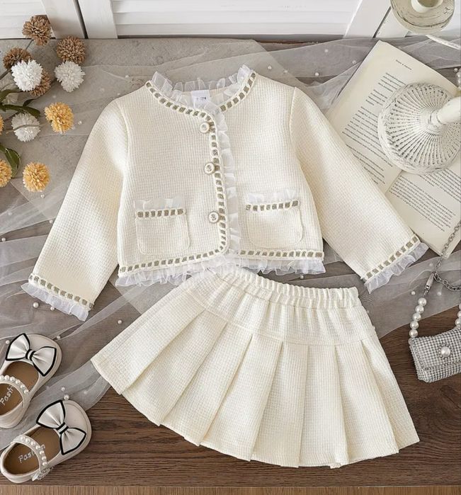 Святковий костюм для дівчинки