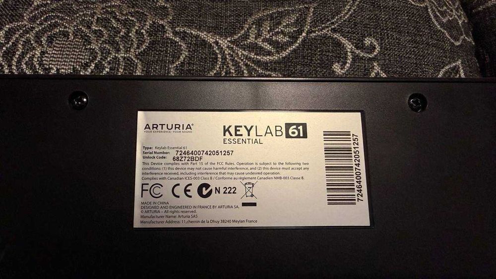 MIDI-клавіатура Arturia Keylab Essential 61 Black Edition