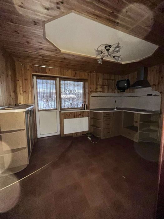 Продаж будинок центр міста