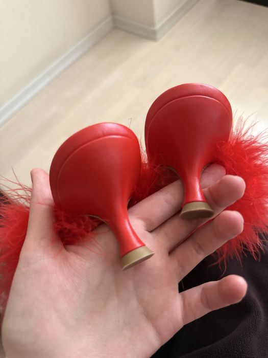 Червноні мюлі Sleeper