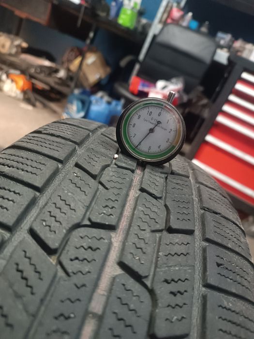 Komplet kół stalowych 5x115 Astra J opony zimowe 215/60R16